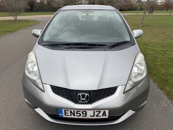 Used Honda Jazz 2010 for sale - 76769535: Photo