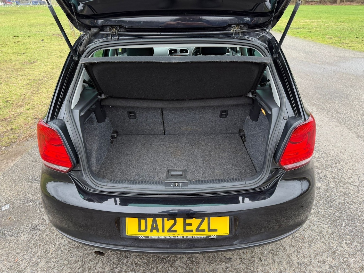 Used Volkswagen Polo 2012 for sale - 77536049: Photo 8