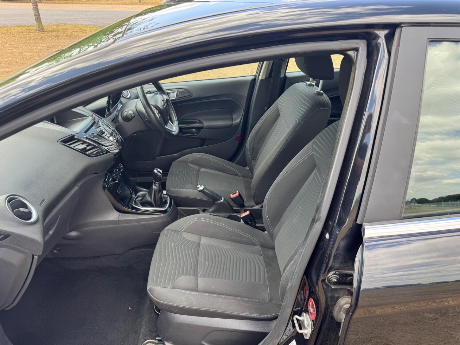 Used Ford Fiesta 2014 for sale - 76418271: Photo 12