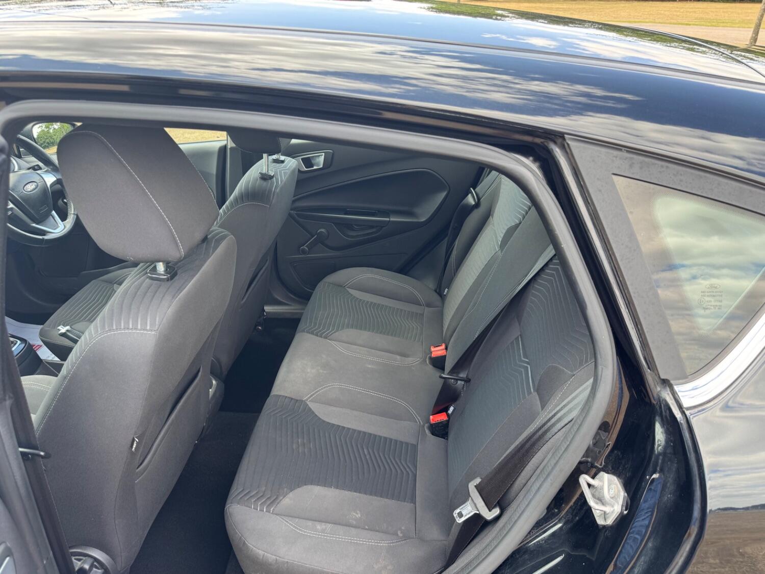 Used Ford Fiesta 2014 for sale - 76418271: Photo 15