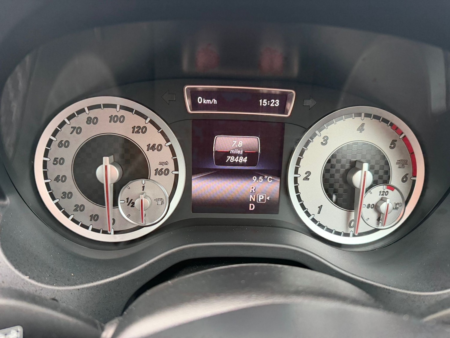 Used Mercedes-Benz A-Class 2014 for sale - 77465682: Photo 11