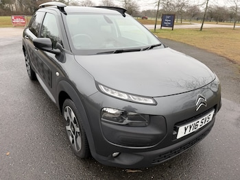 2016 - 1.2 PureTech Flair 5-Door