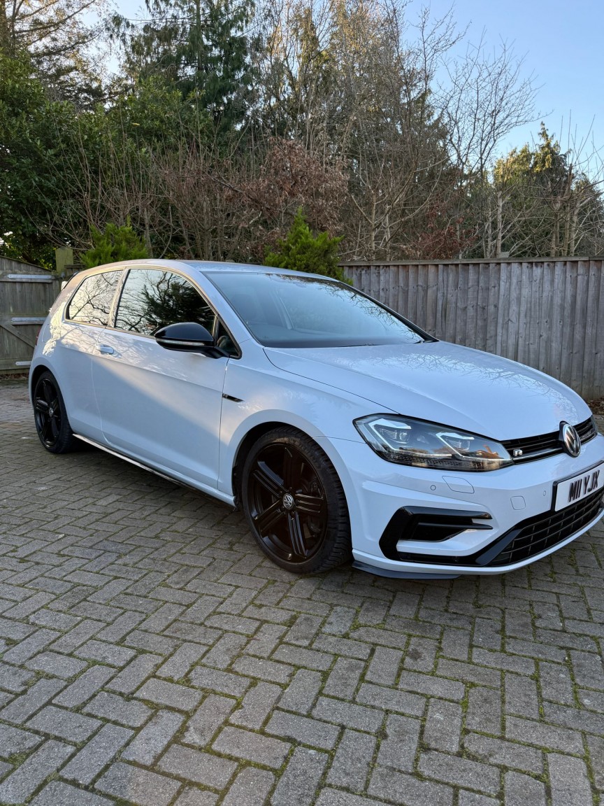 Used Volkswagen Golf 2018 for sale - 77089861: Photo 1