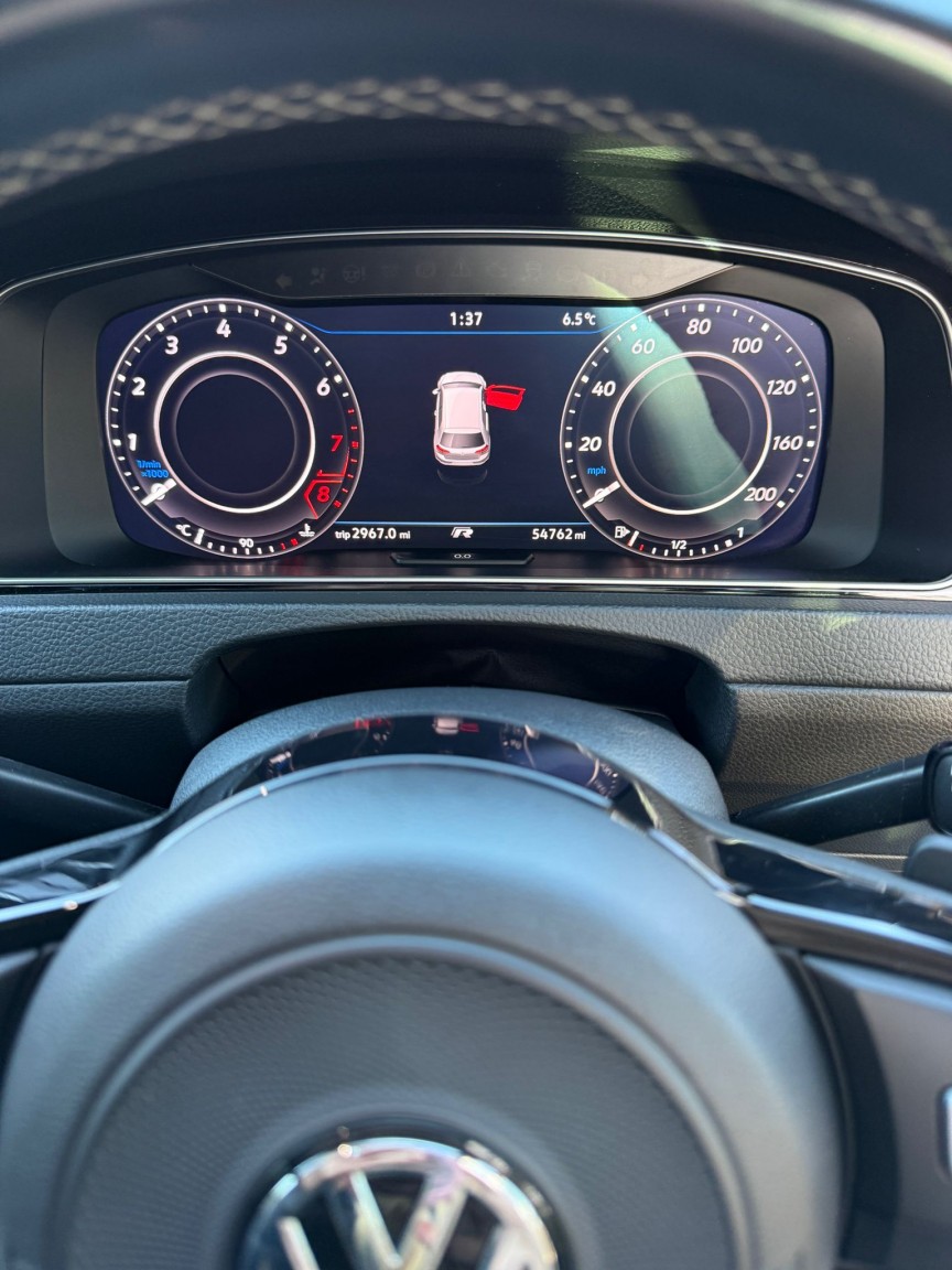 Used Volkswagen Golf 2018 for sale - 77089861: Photo 11