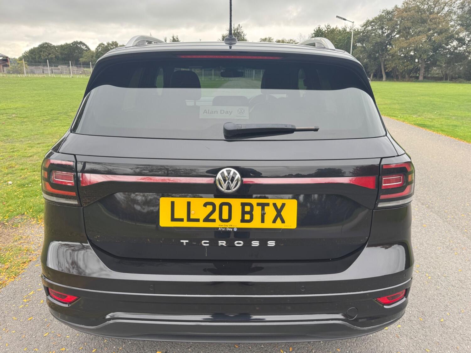 Used Volkswagen T-Cross 2020 for sale - 76281329: Photo 5