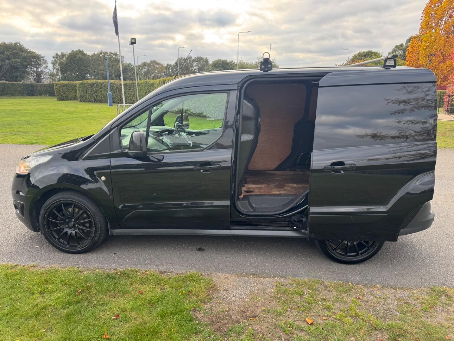 Used Ford Transit Connect 2015 for sale - 76397106: Photo 10