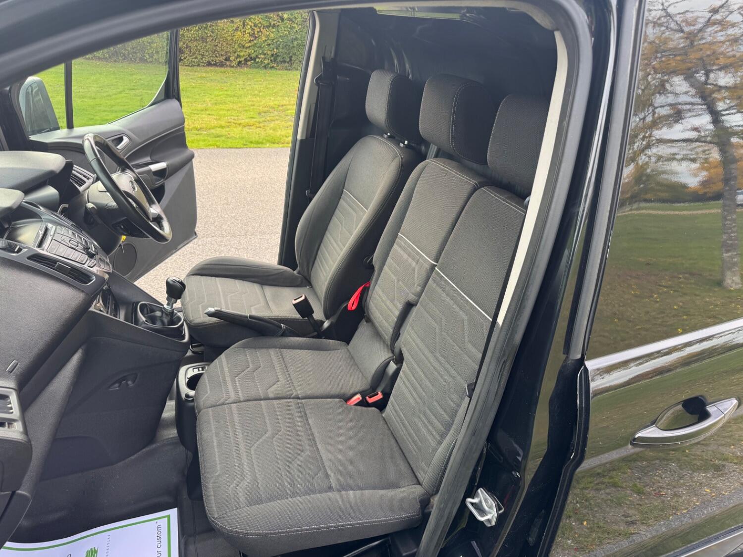 Used Ford Transit Connect 2015 for sale - 76397106: Photo 15