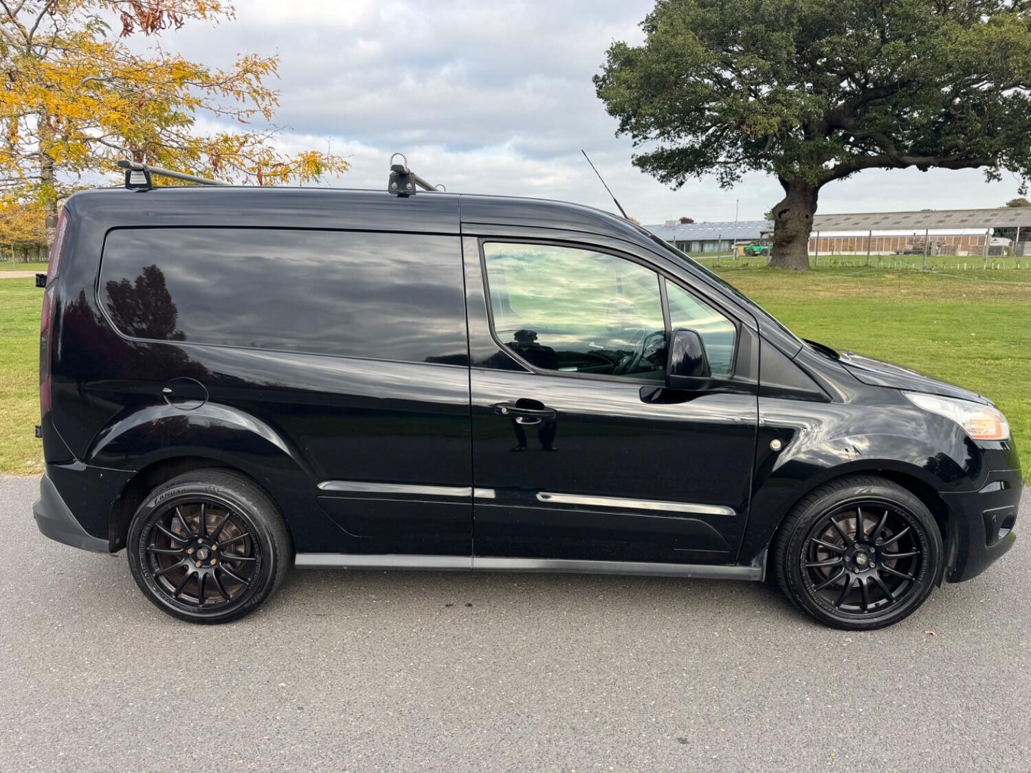 Used Ford Transit Connect 2015 for sale - 76397106: Photo 4
