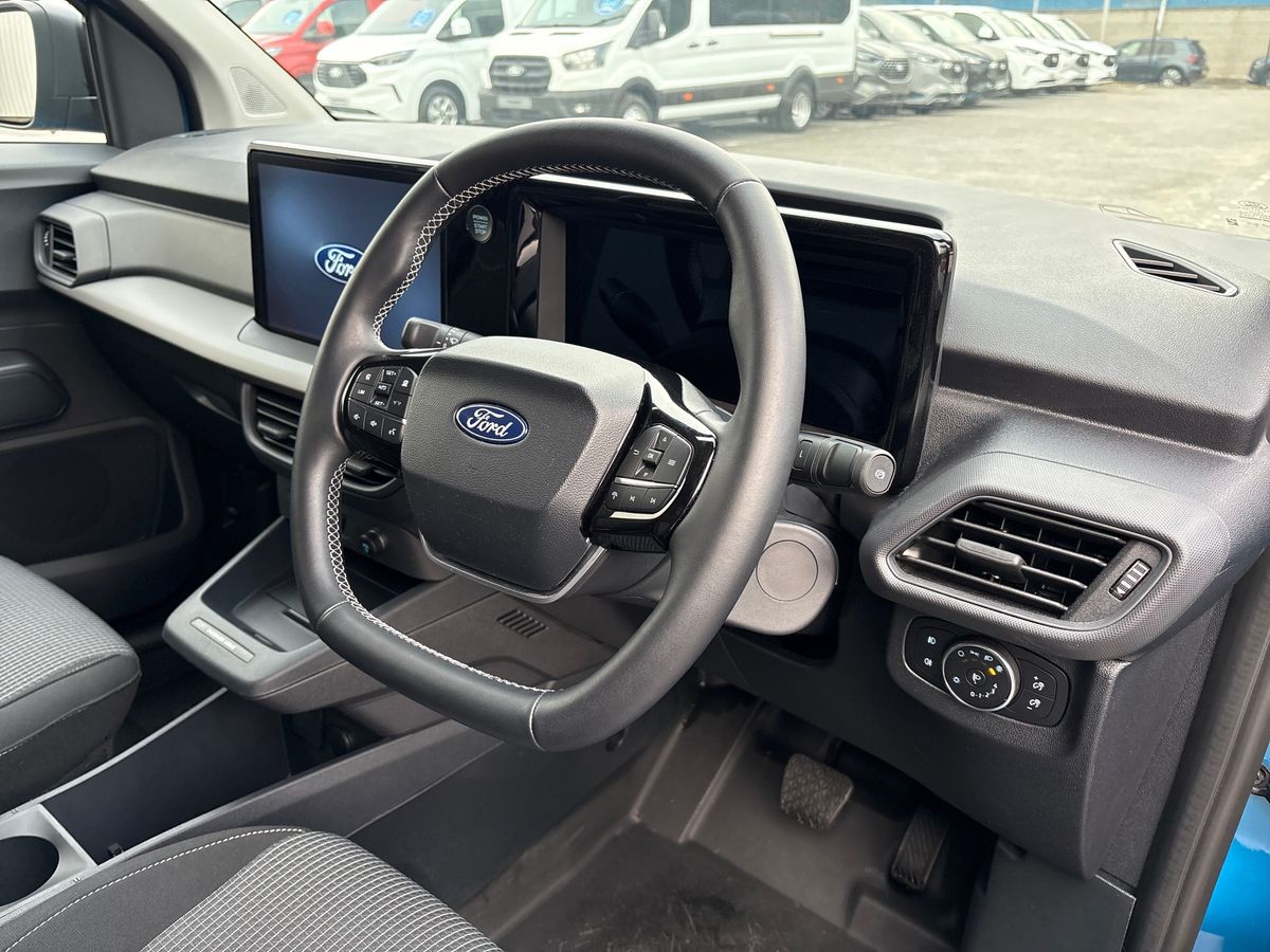 Used Ford Transit Courier 2025 for sale - 76871003: Photo 17