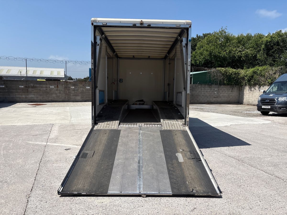 Vehicle 28