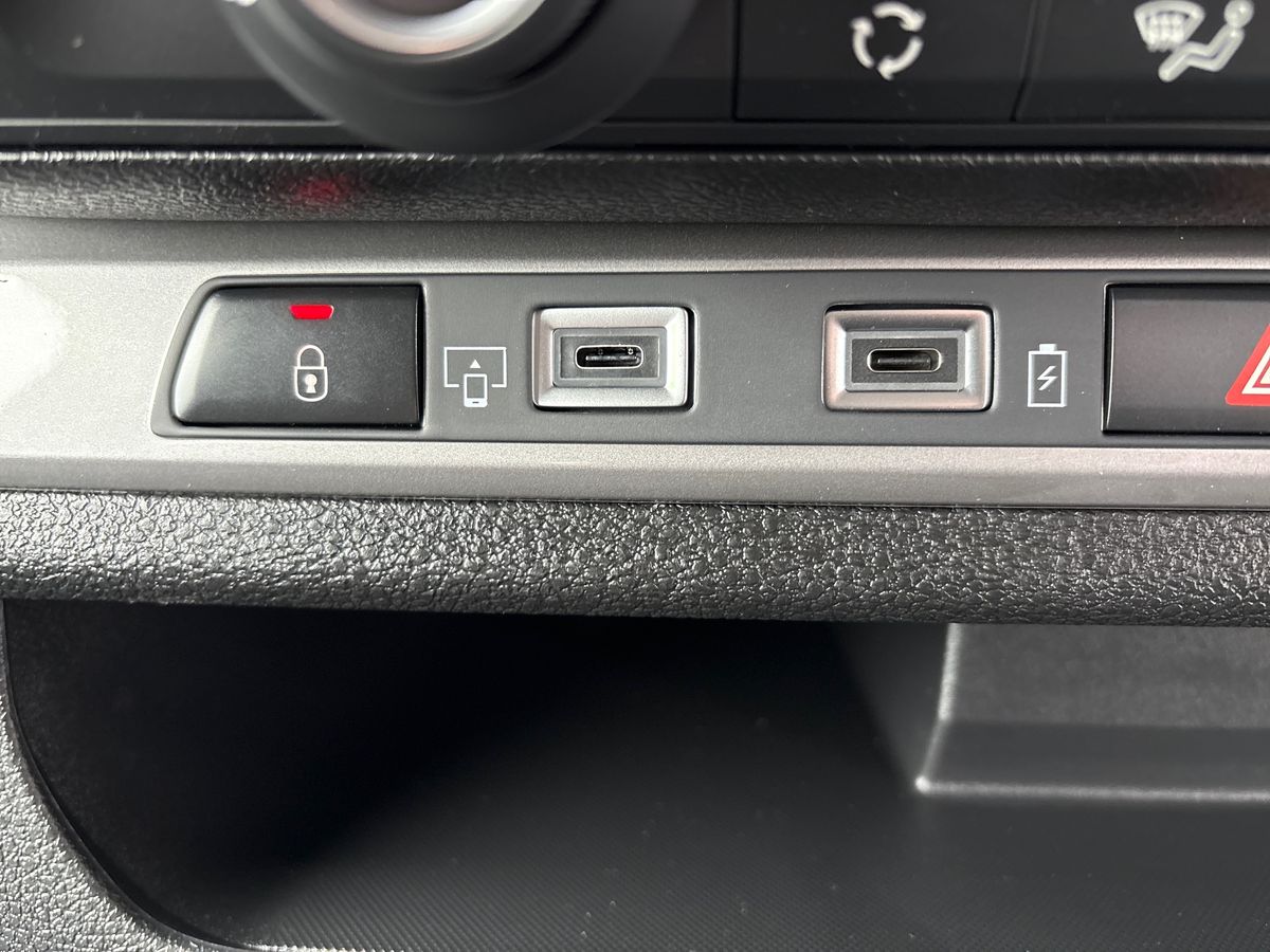 Used Vauxhall Vivaro for sale - 77786127: Photo 31