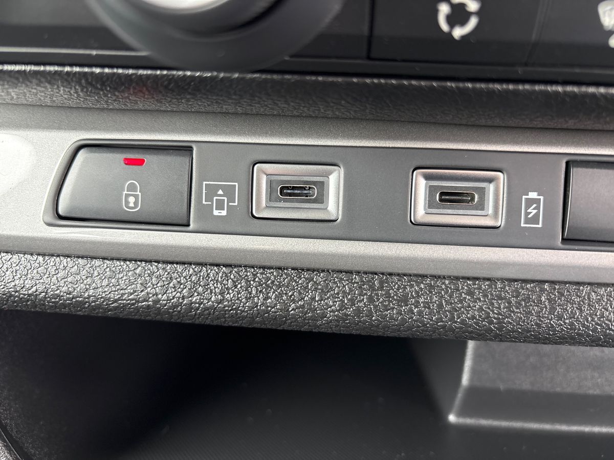 Used Vauxhall Vivaro for sale - 77810183: Photo 33