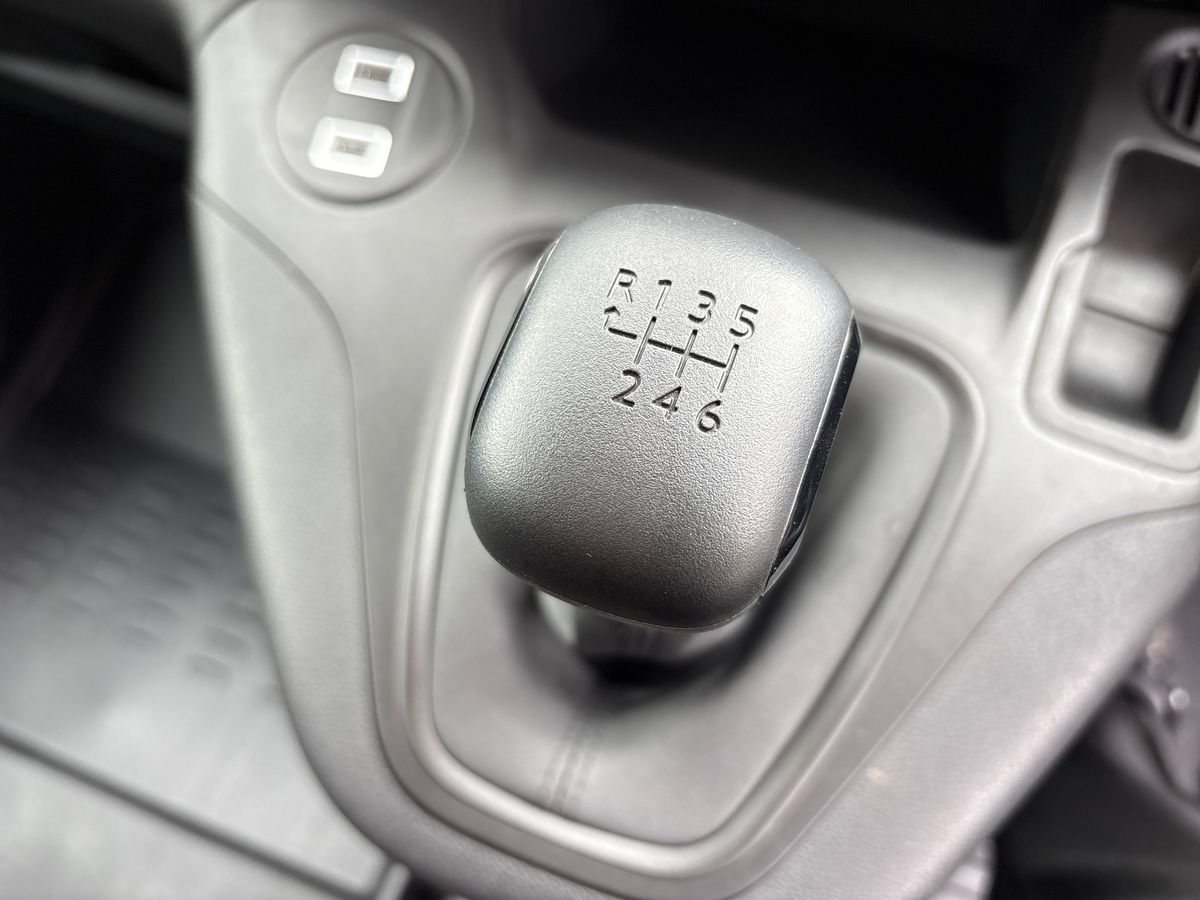 Used Peugeot Partner 2025 for sale - 76869299: Photo 24