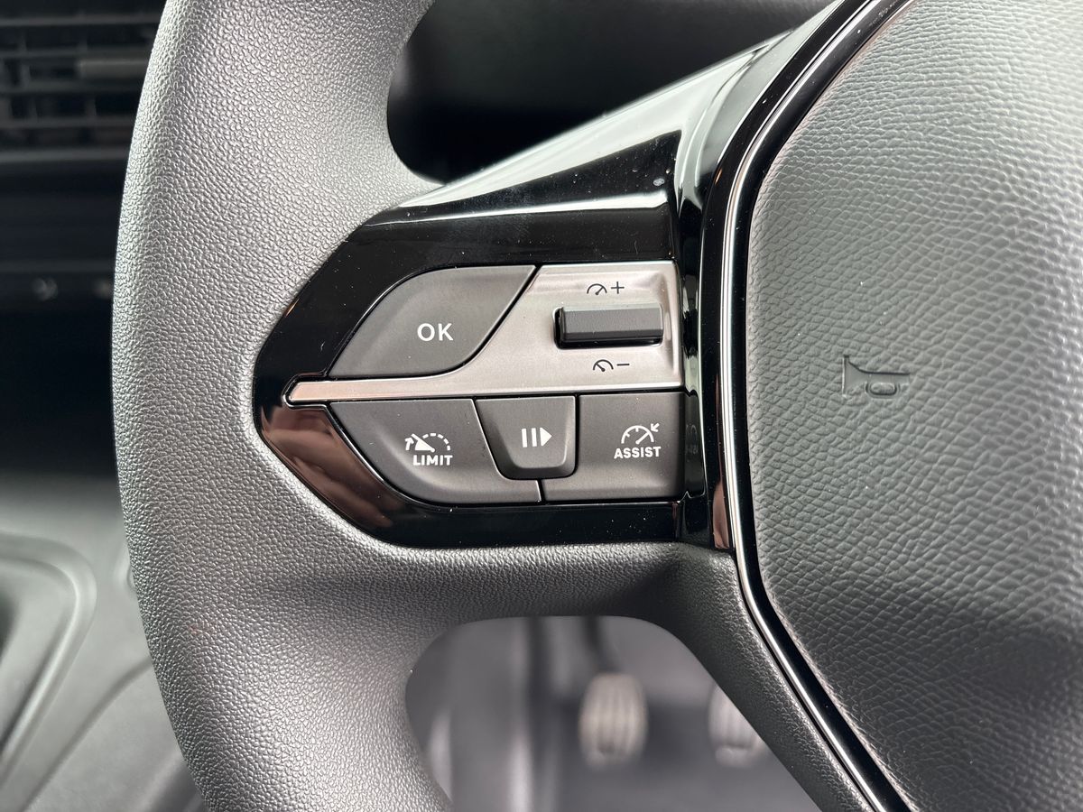 Used Peugeot Partner 2025 for sale - 76869299: Photo 25