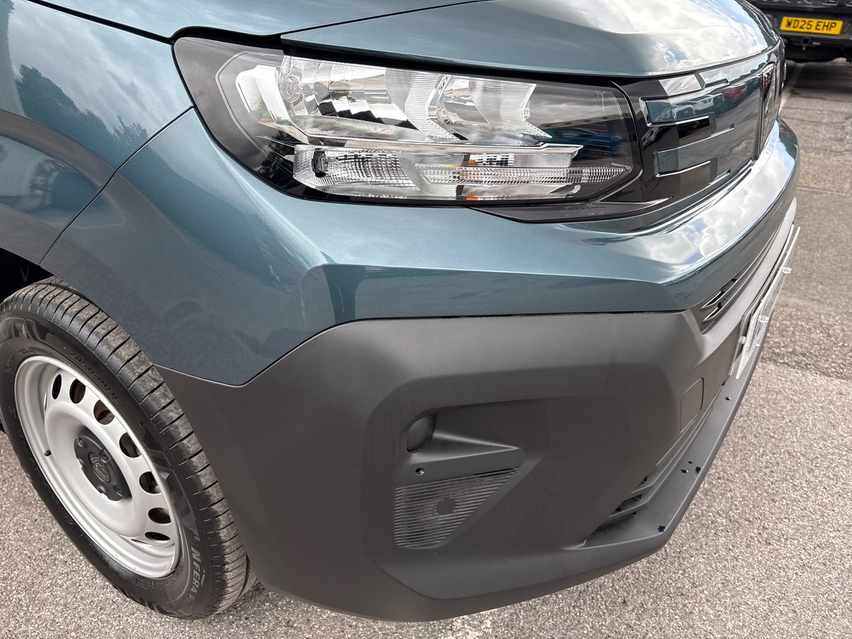Used Peugeot Partner 2025 for sale - 76869299: Photo 34