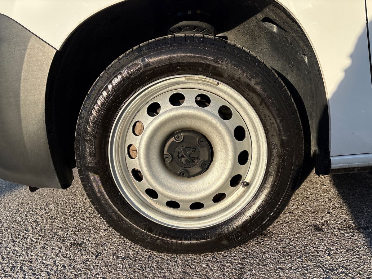 Used Peugeot Partner 2023 for sale - 77106058: Photo 11