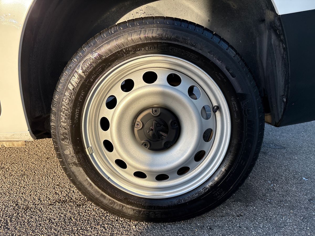 Used Peugeot Partner 2023 for sale - 77106058: Photo 13