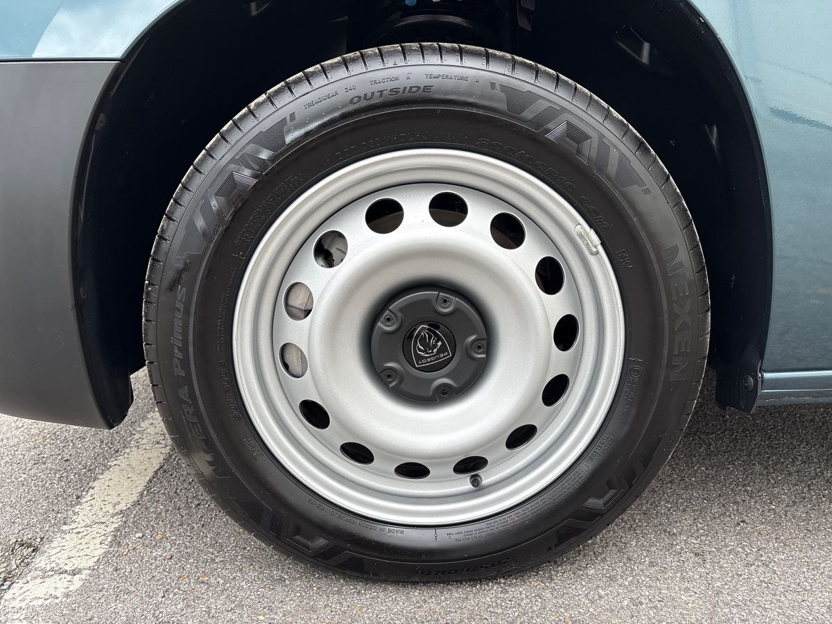 Used Peugeot Partner 2025 for sale - 77013172: Photo 11