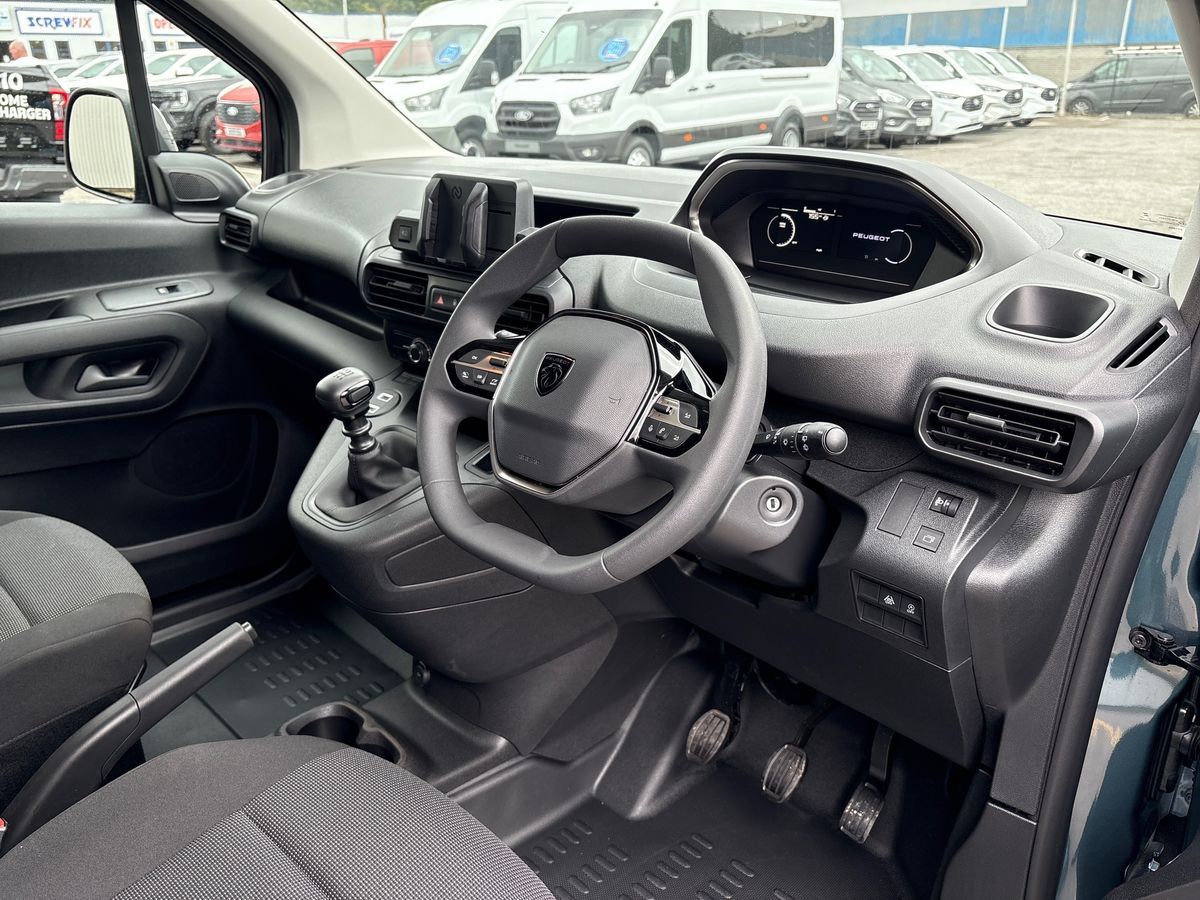 Used Peugeot Partner 2025 for sale - 77013172: Photo 17