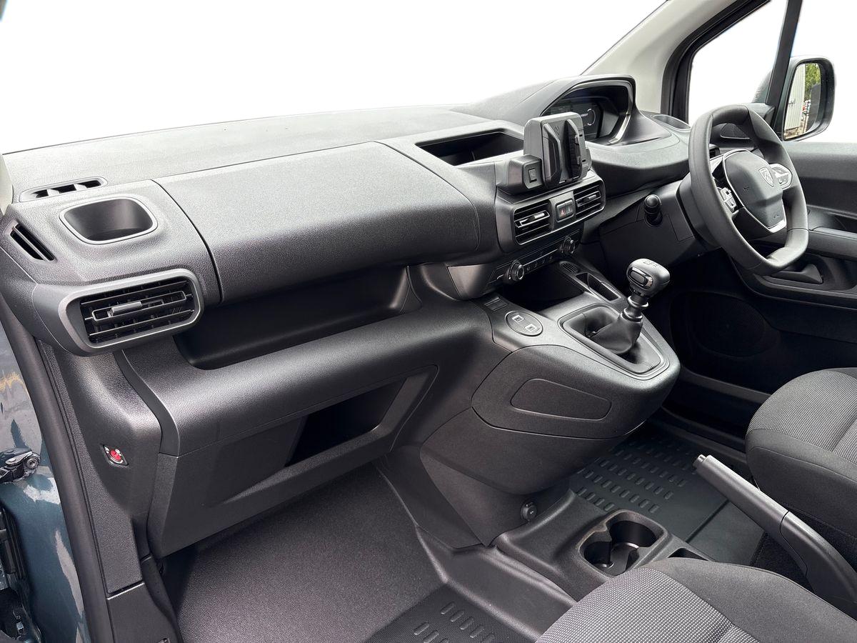 Used Peugeot Partner 2025 for sale - 77013172: Photo 18
