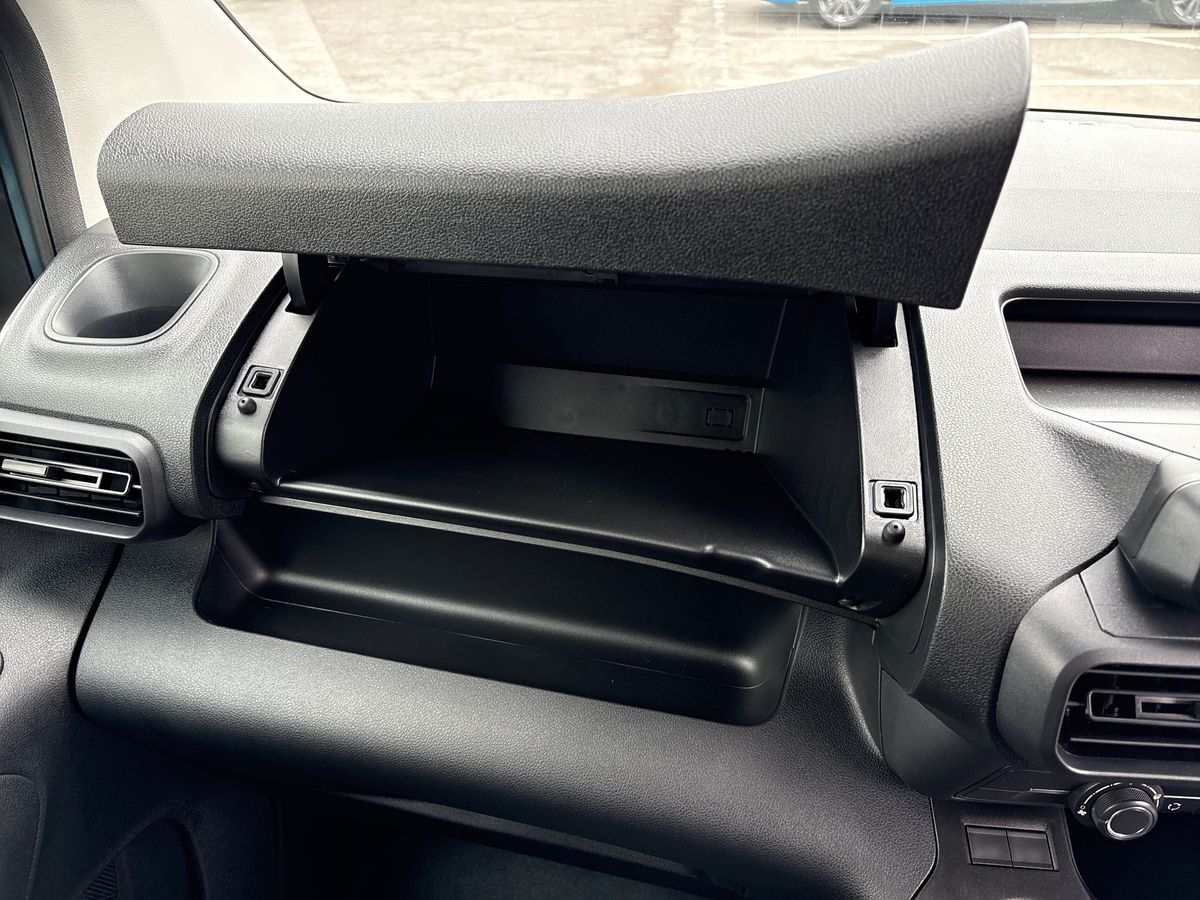 Used Peugeot Partner 2025 for sale - 77013172: Photo 37