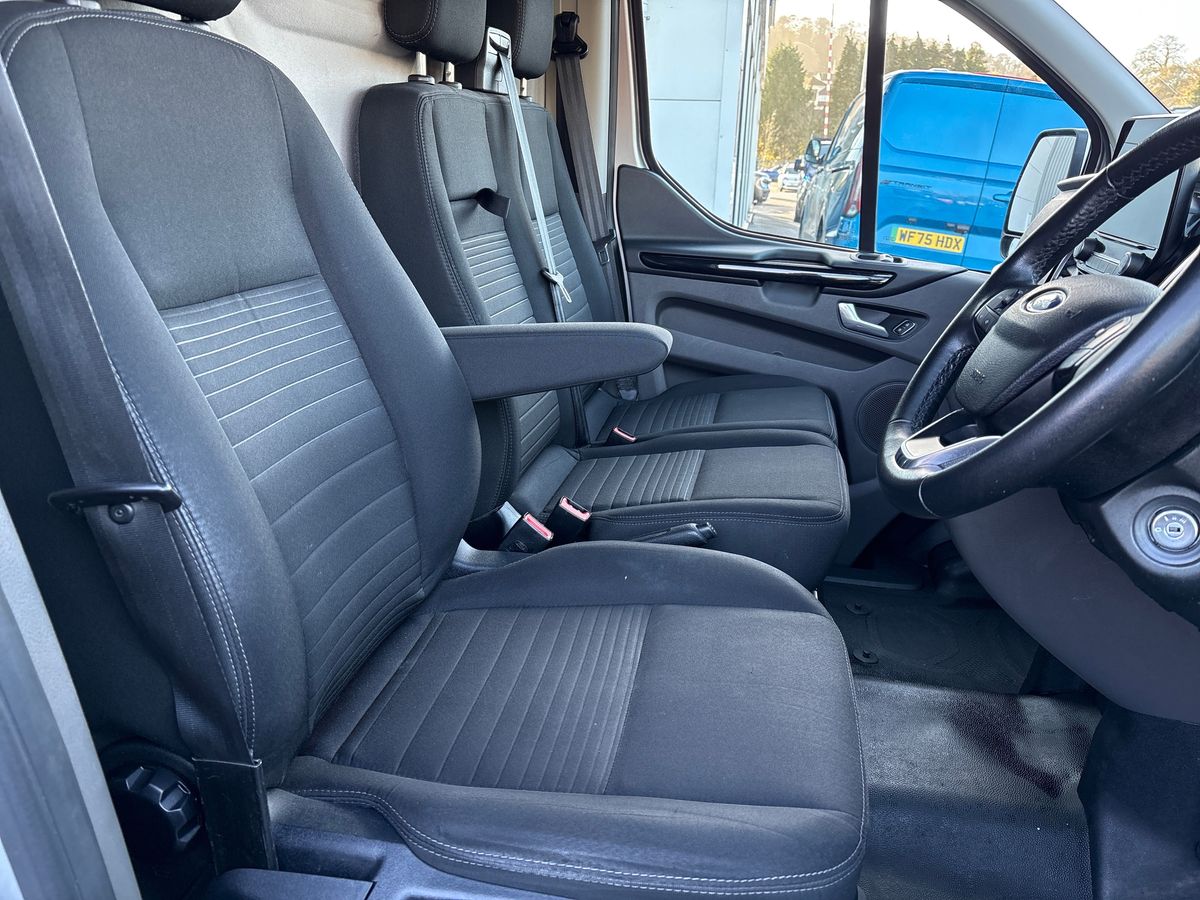 Used Ford Transit Custom 2019 for sale - 76766071: Photo 27