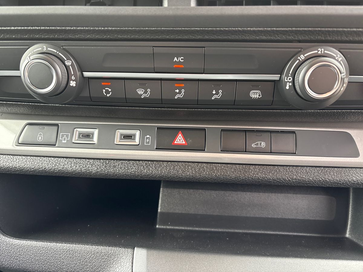 Used Peugeot Expert for sale - 76869232: Photo 15