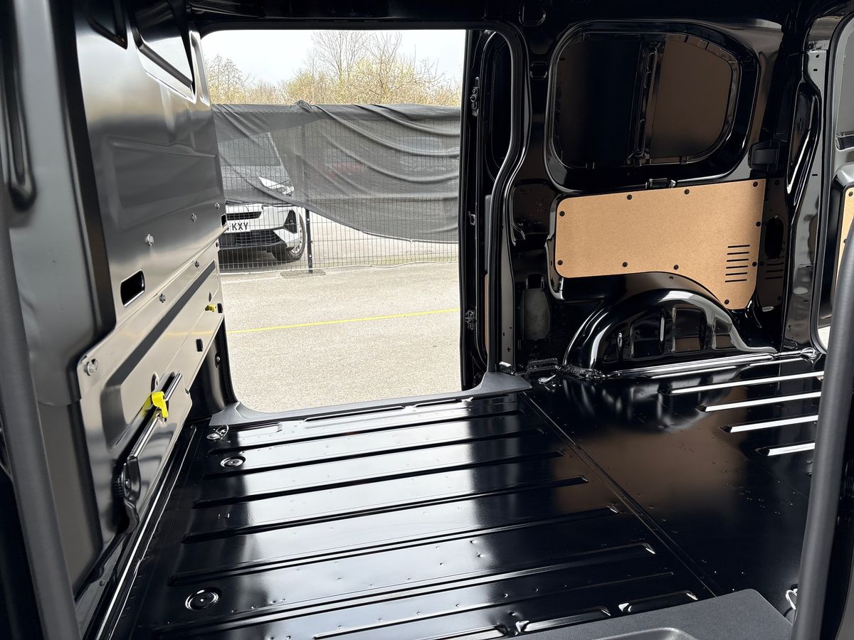 Used Peugeot Expert for sale - 76869232: Photo 25