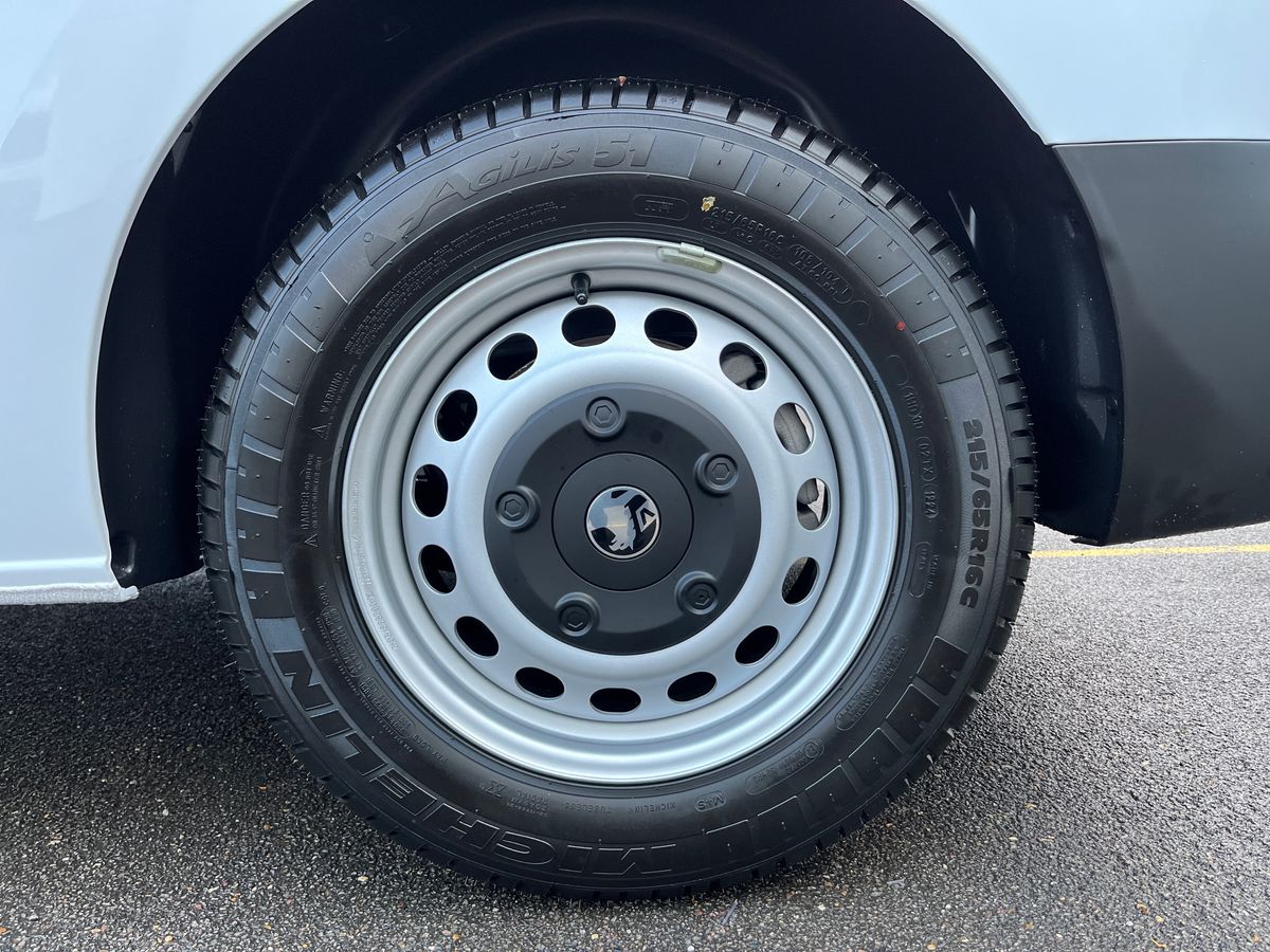 Used Vauxhall Vivaro for sale - 76869188: Photo 10