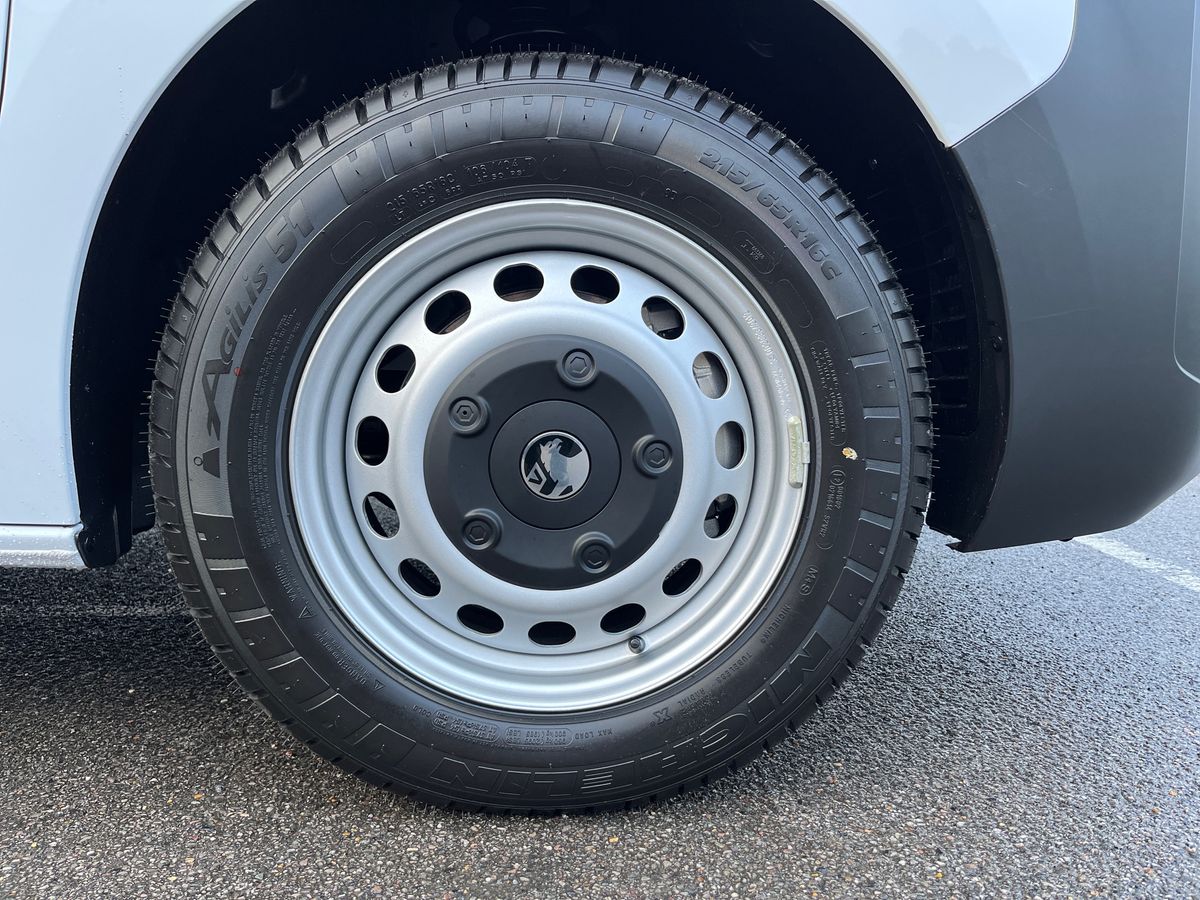 Used Vauxhall Vivaro for sale - 76869188: Photo 12