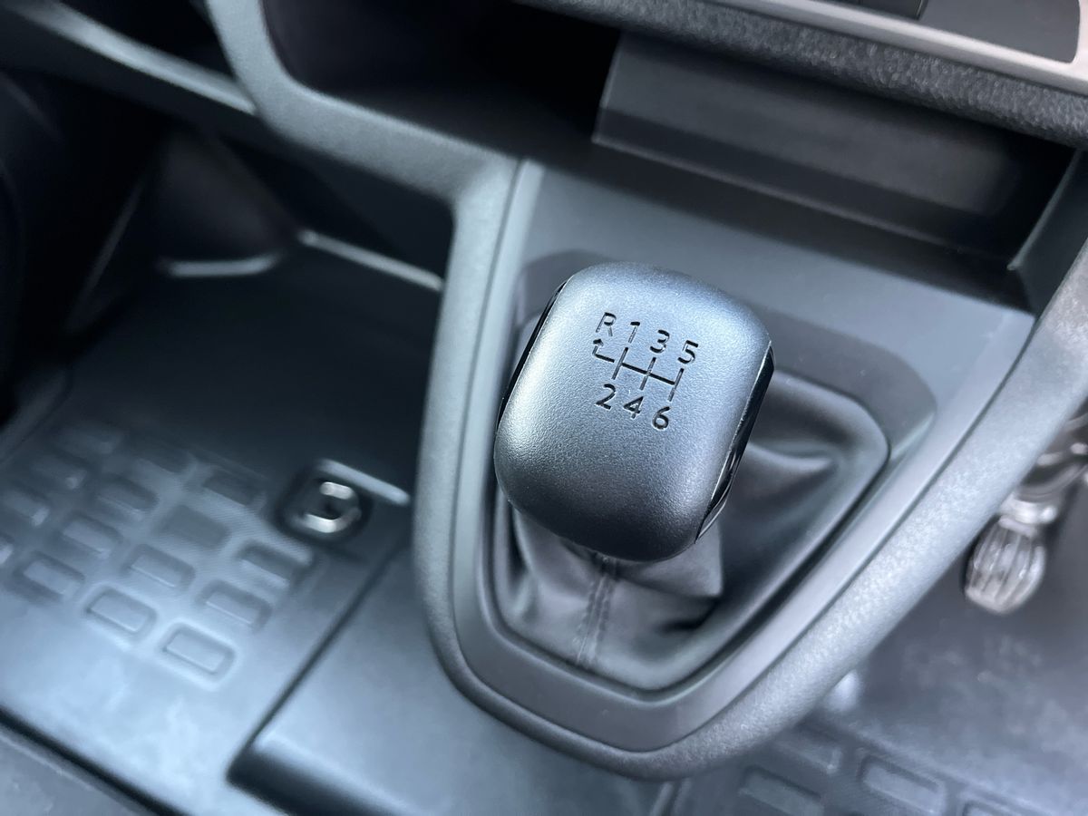 Used Vauxhall Vivaro for sale - 76869188: Photo 19