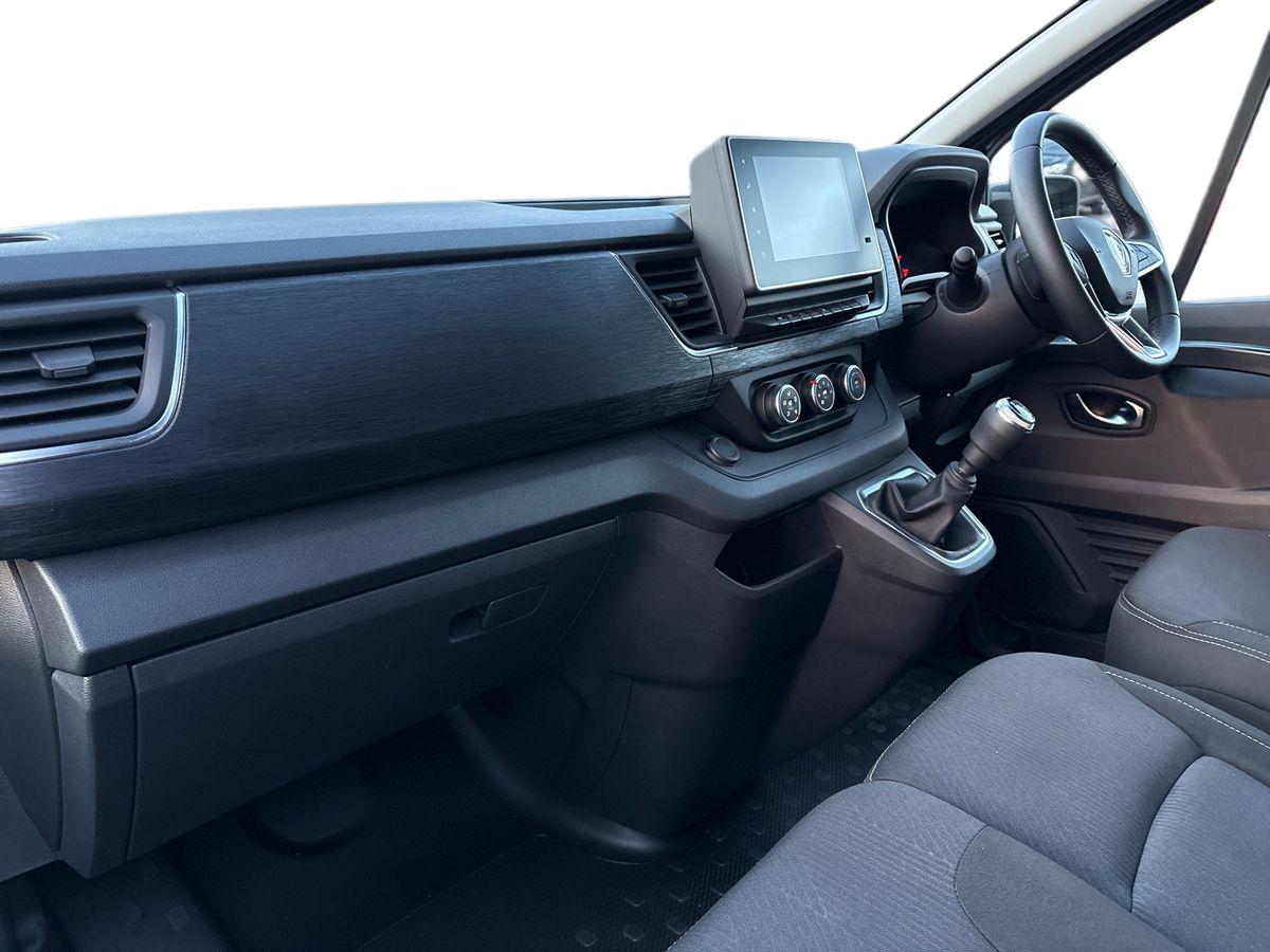 Used Renault Trafic 2023 for sale - 76834760: Photo 18