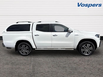 Used Mercedes-Benz X Class 2019 for sale - 79101778: Photo