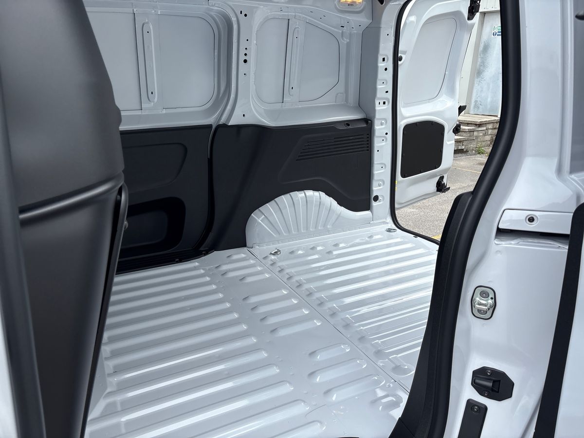 Used Vauxhall Combo for sale - 76868508: Photo 25