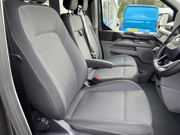 Used Ford Transit Custom 2025 for sale - 76265649: Photo 27