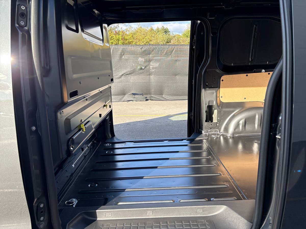 Used Vauxhall Vivaro for sale - 76874028: Photo 27