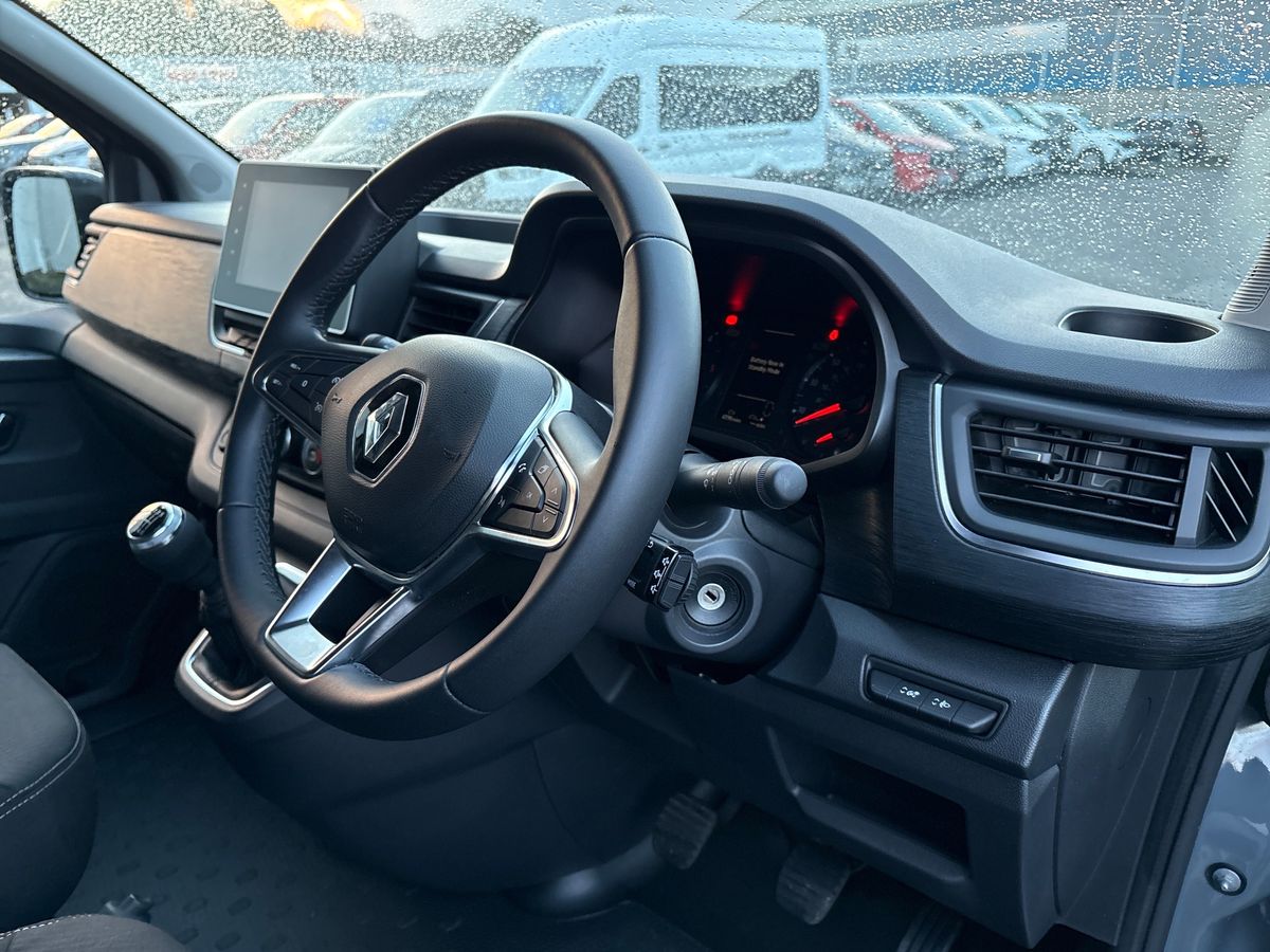 Used Renault Trafic 2023 for sale - 76872449: Photo 17