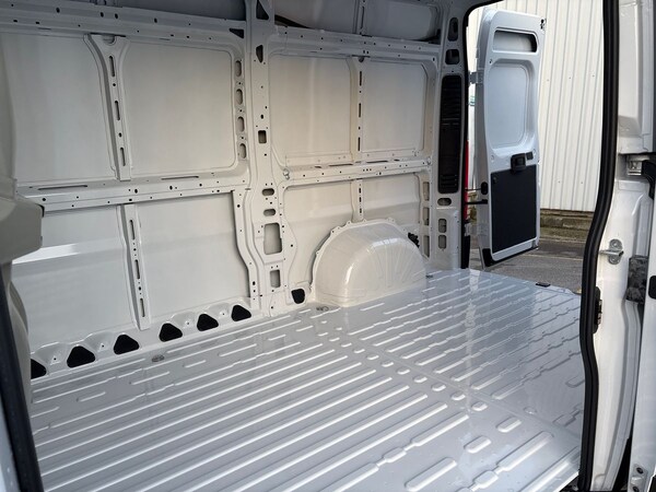 Used Vauxhall Movano for sale - 75392543: Photo 26