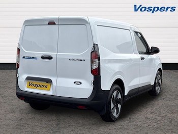 Used Ford Transit Courier 2026 for sale - 79595365: Photo