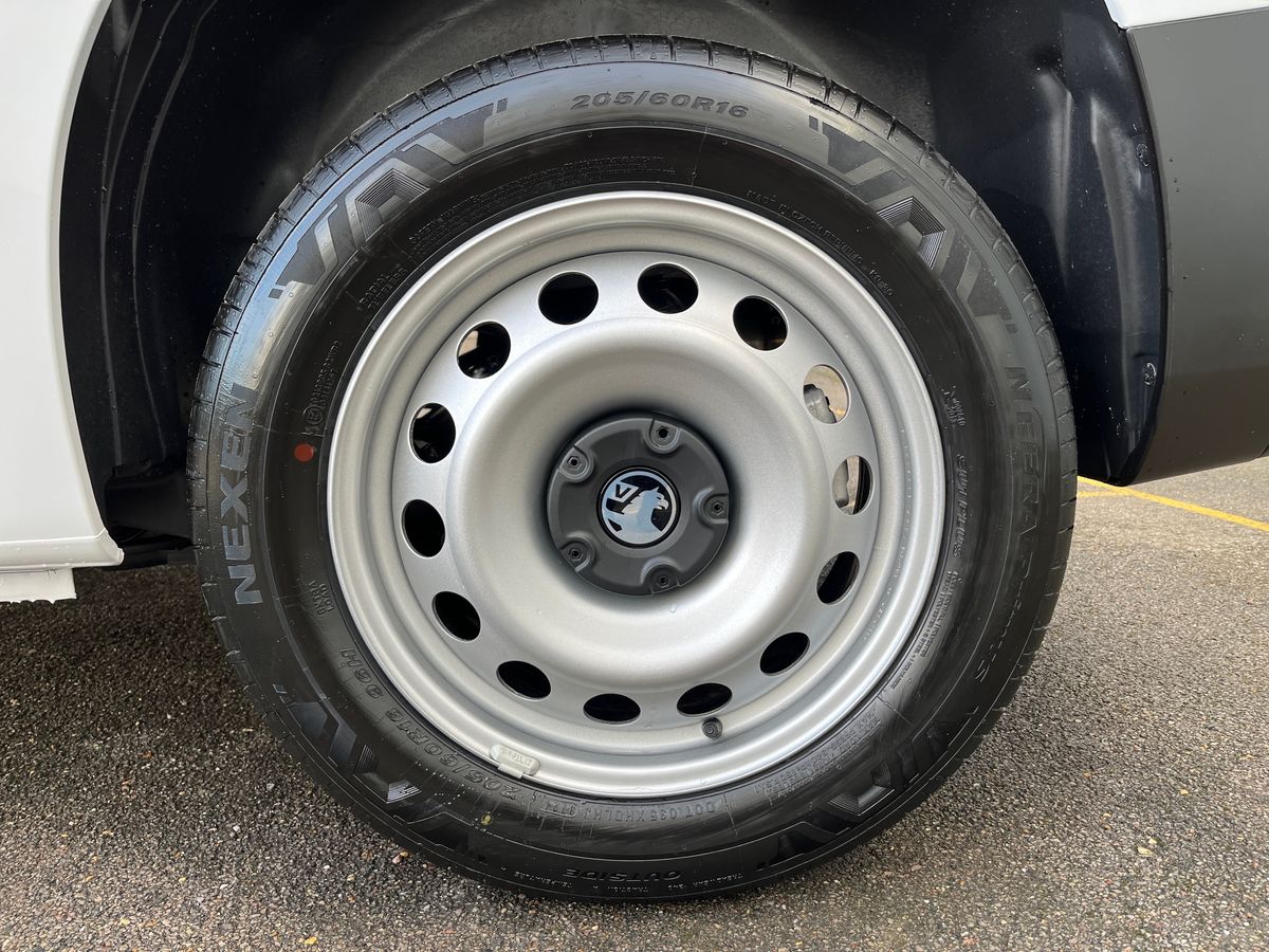 Used Vauxhall Combo for sale - 76868976: Photo 13