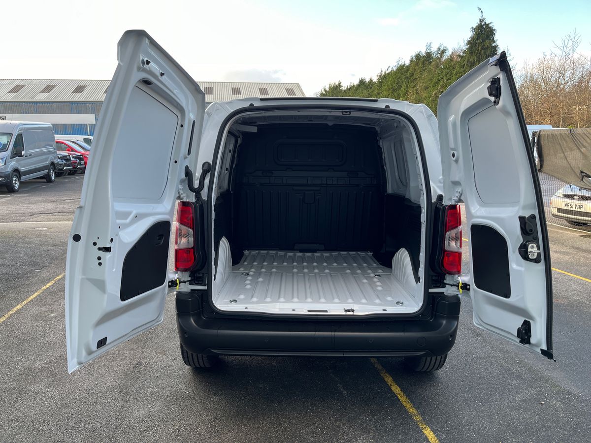 Used Vauxhall Combo for sale - 76868976: Photo 29