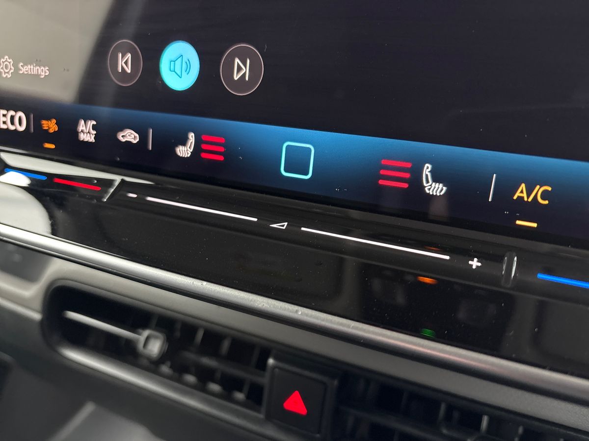 Used Volkswagen ID.Buzz 2025 for sale - 76881816: Photo 36