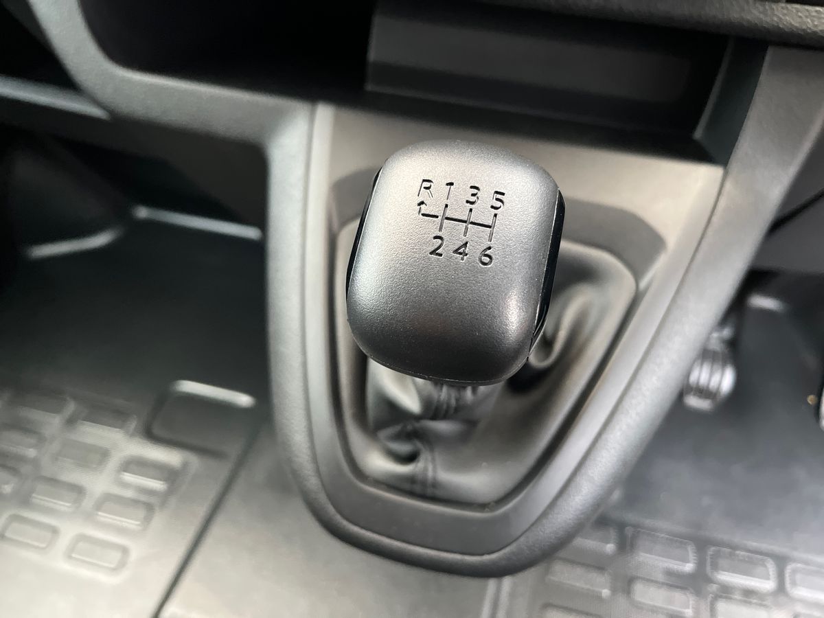 Used Vauxhall Vivaro for sale - 76868995: Photo 25