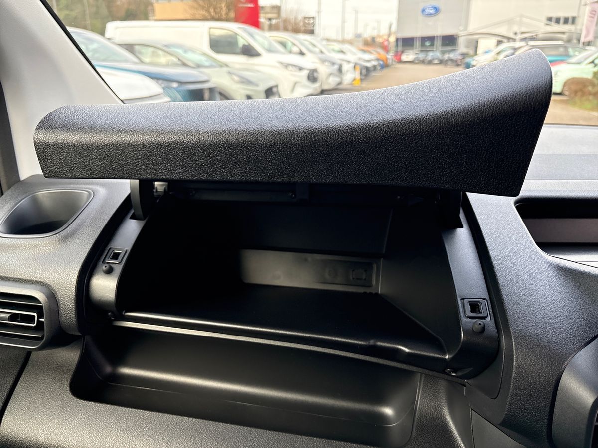 Used Vauxhall Combo for sale - 77810182: Photo 34