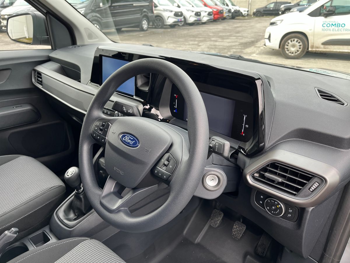 Used Ford Transit Courier for sale - 76868649: Photo 13