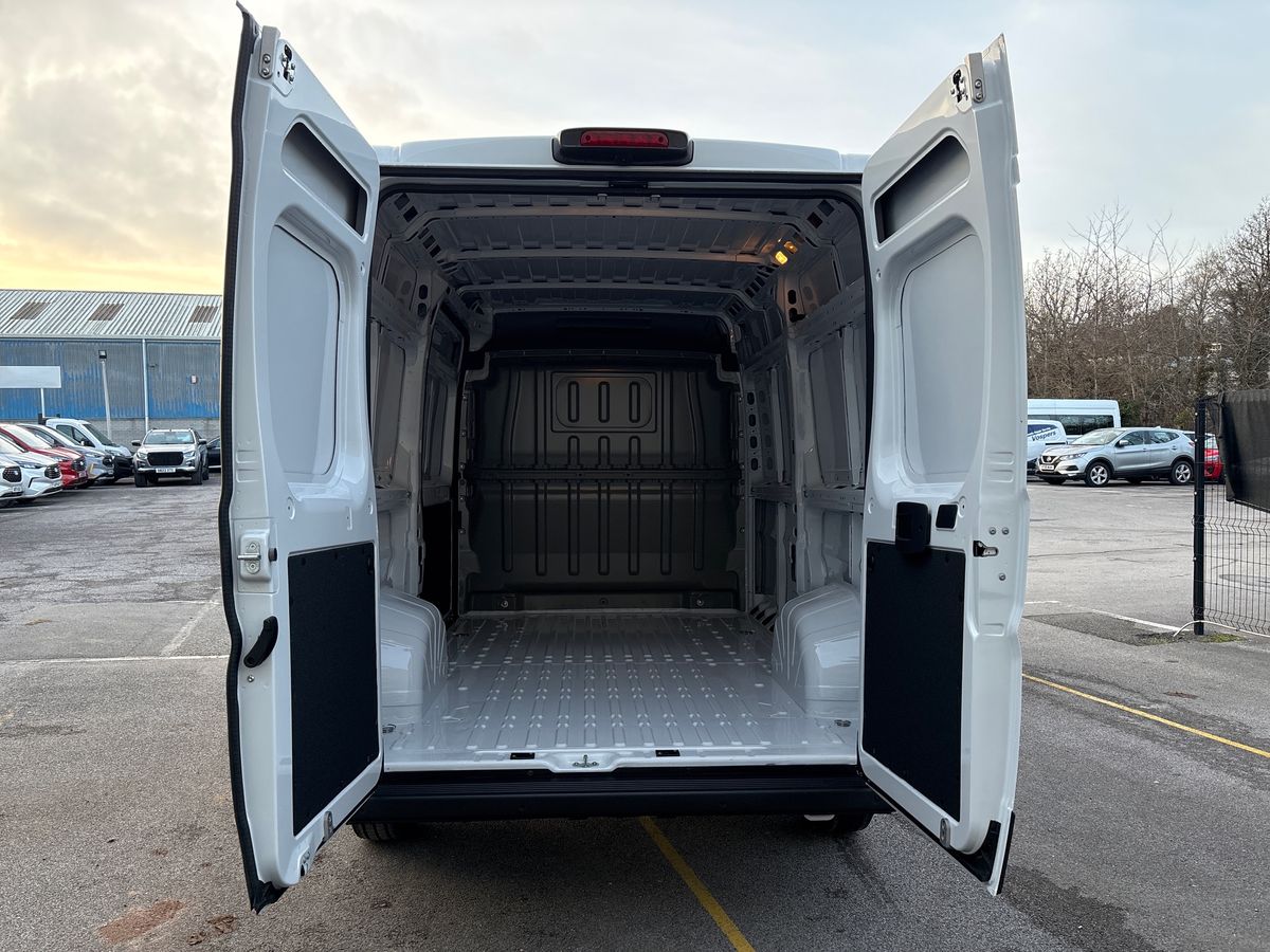 Used Vauxhall Movano for sale - 76868691: Photo 23