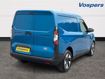 Used Ford Transit Courier 2025 for sale - 76289834: Photo