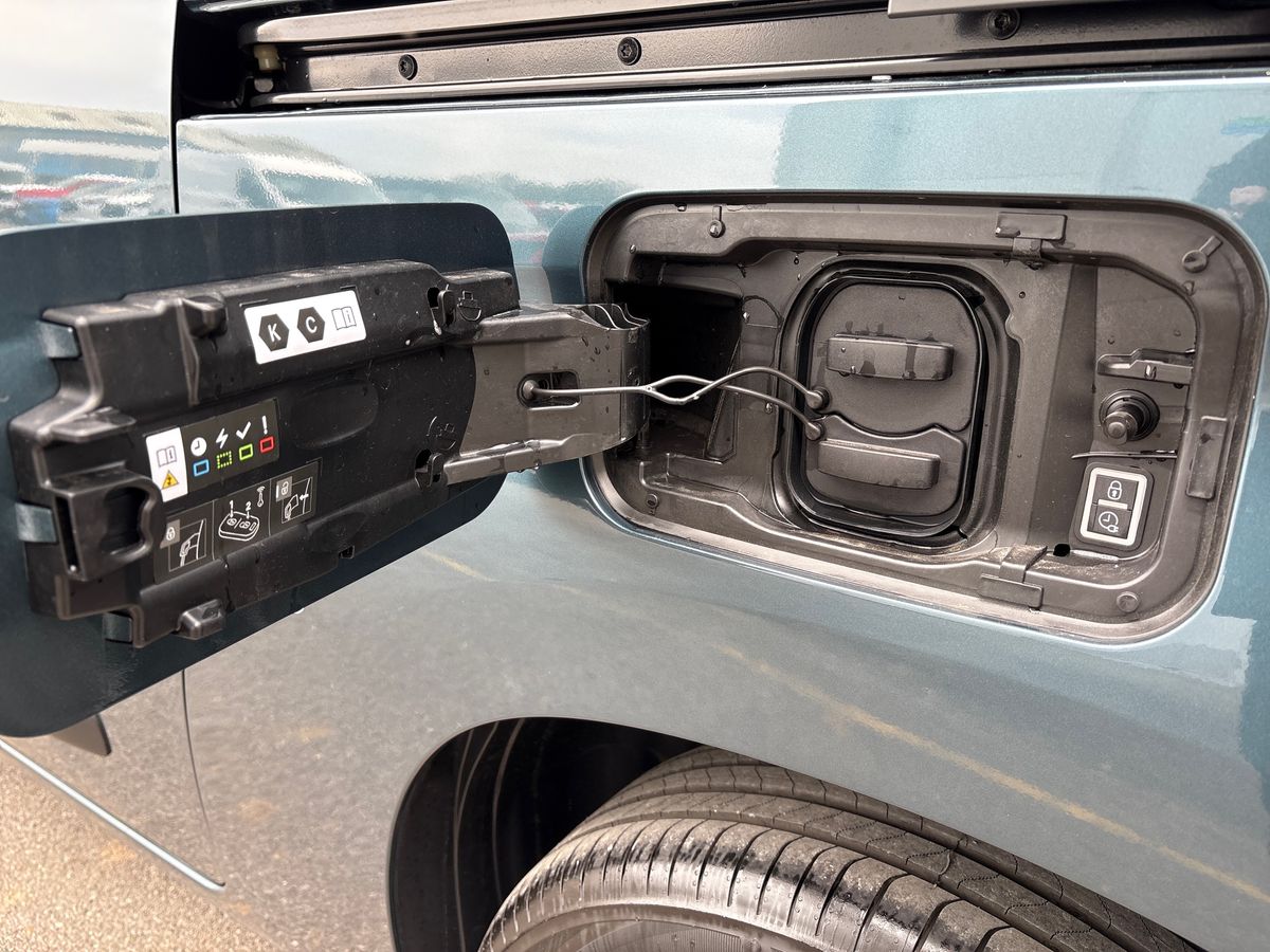 Used Peugeot Partner for sale - 76869225: Photo 39