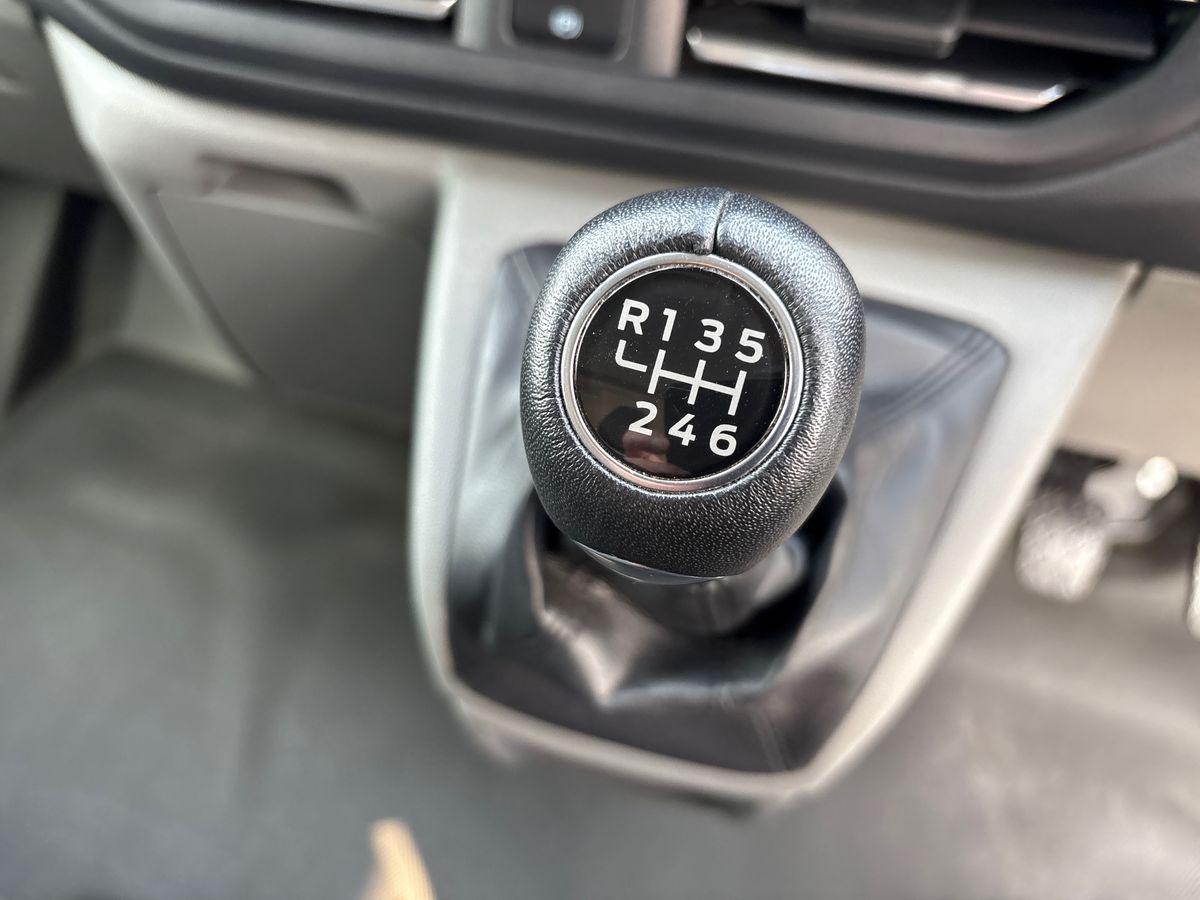 Used Ford Transit Custom 2024 for sale - 76870875: Photo 24