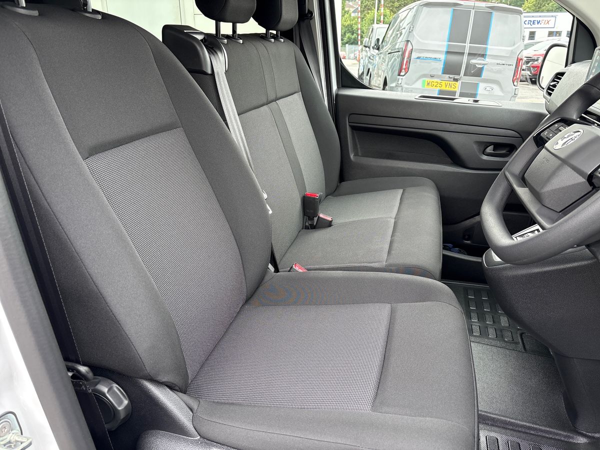 Used Vauxhall Vivaro for sale - 76868498: Photo 22